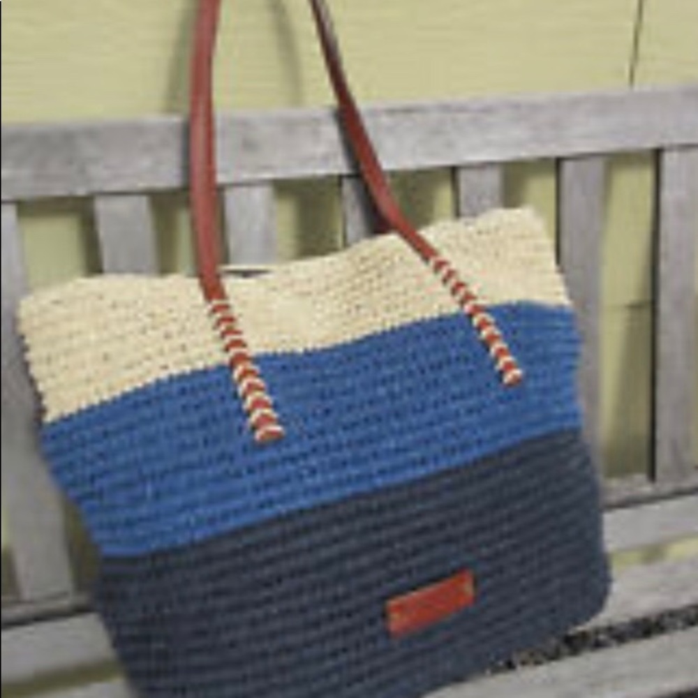 Lucky brand tango surf blue straw bag. NWOT.